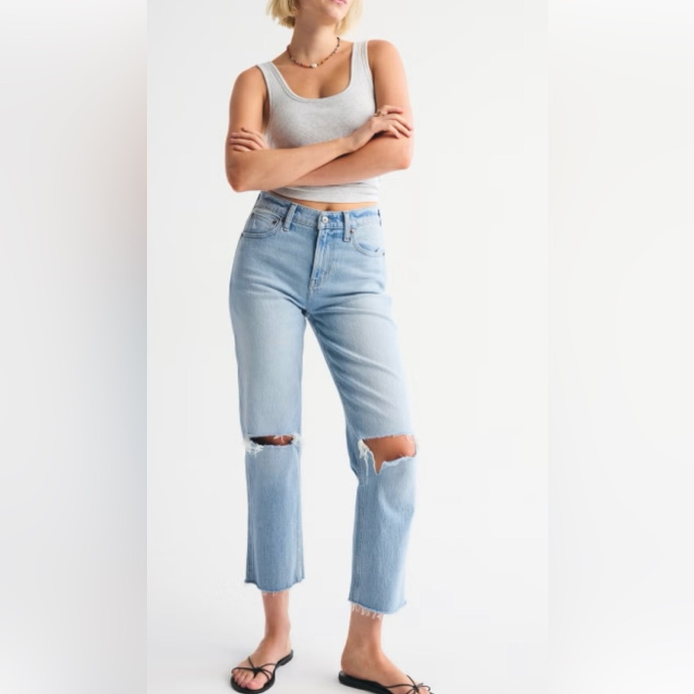 A&F High Rise Cropped Straight Jeans